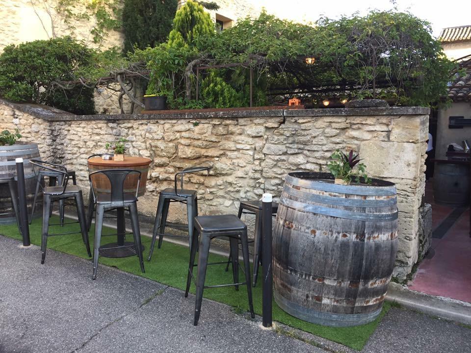 Hotel Le Vieux Bistrot à Cabrières-dʼAvignon Extérieur photo